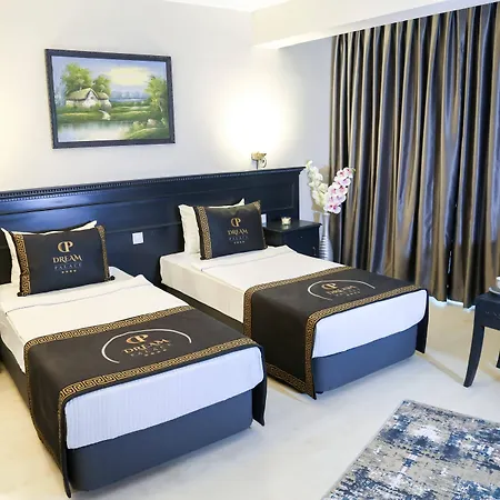 Отель Dream Palace 3*